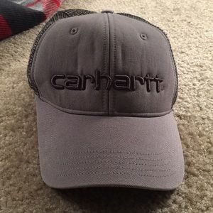 Carhartt hat